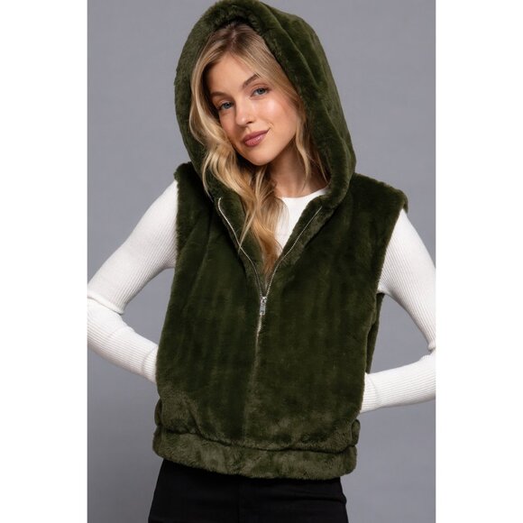 CC Boutique Jackets & Blazers - NWT Hoodie Faux Fur Vest with Pockets, Zip Up, Soft, Cozy, Warm, Olive Green